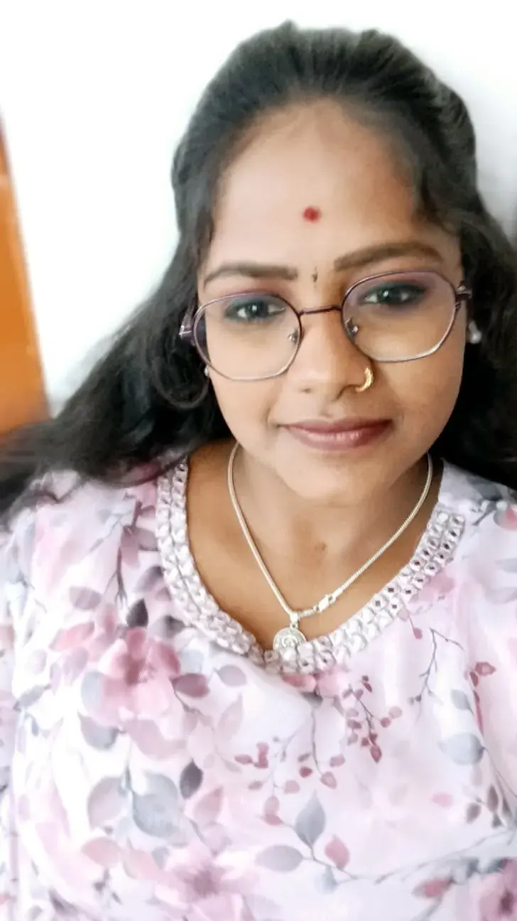 Fictional profile placeholder for Naina in Bangalore